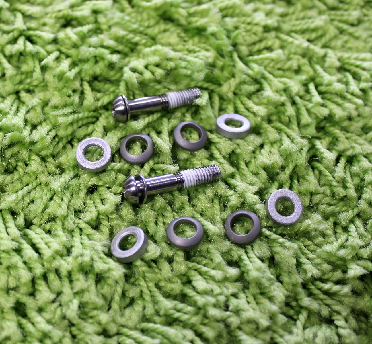 Avid Bremssattelschrauben Titan 29mm incl. Unterlegscheiben